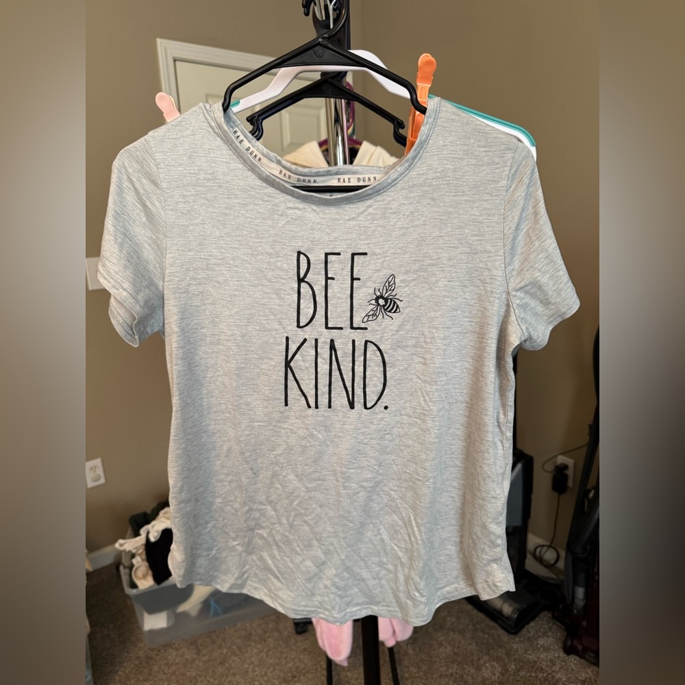 Rae Dunn Gray 'Bee Kind' Pajama Set
